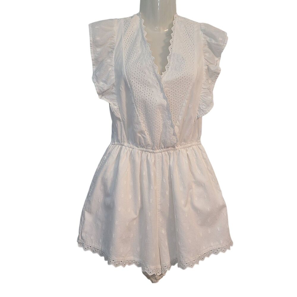 American Eagle White Eyelet Romper Boho Flutter Sleeve Sz S Beach Cottagecore